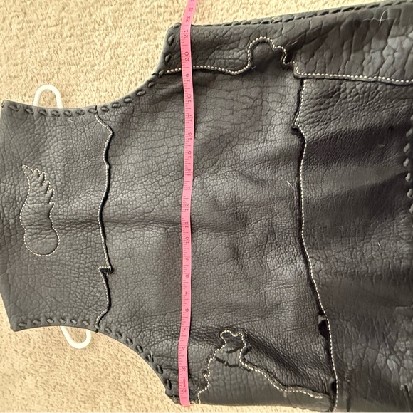 Black Leather Vest - Picture 9 of 10